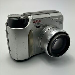 Olympus Camedia C-725 Ultra Zoom 8X Digital Camera Optical Zoom WORKS